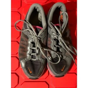 NIKE Running Shoes Womens 8 Gray Orange Mesh Lace Up Athletic Sneakers